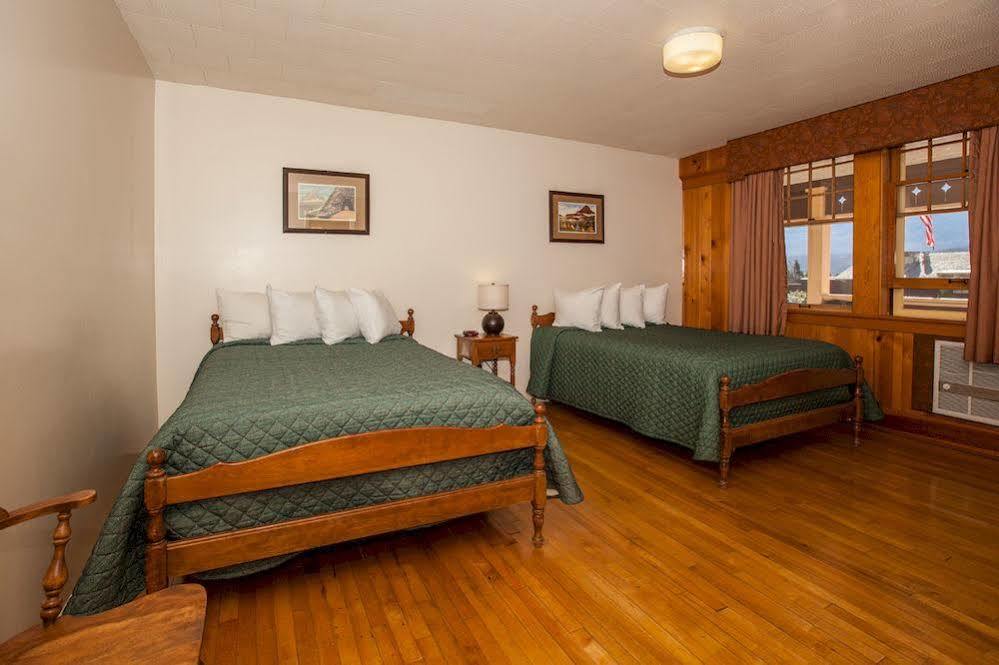 Rising Sun Motor Inn East Glacier Park Village Zewnętrze zdjęcie